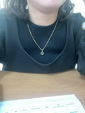 -NhaKy22's cam snapshot