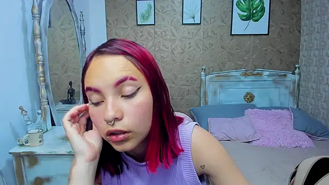 Megane_whitte's cam snapshot