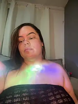 Fernandinhacarioca021rj's cam snapshot