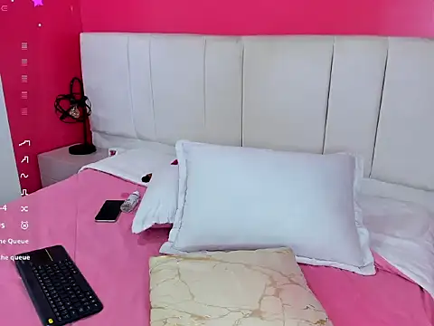 Minibombom's cam snapshot