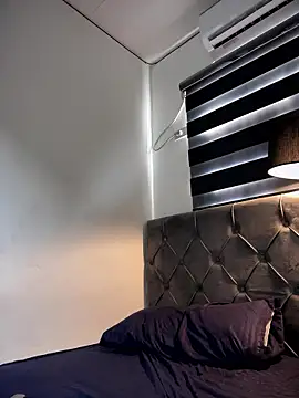 Ivysnow live sex cam