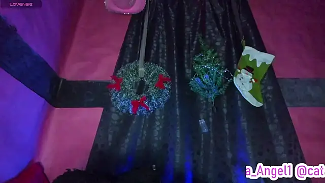 Cata-angel's cam snapshot