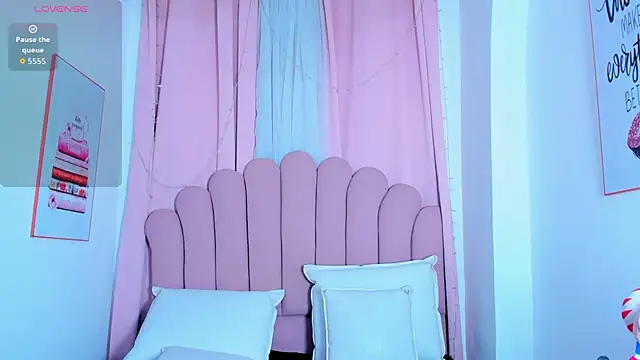 PaolaB_g's cam snapshot