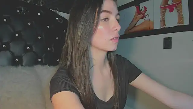 diana_queen_'s cam snapshot