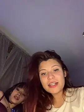 3littleschoolteens's cam snapshot