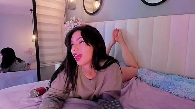 alice_lodge's cam snapshot