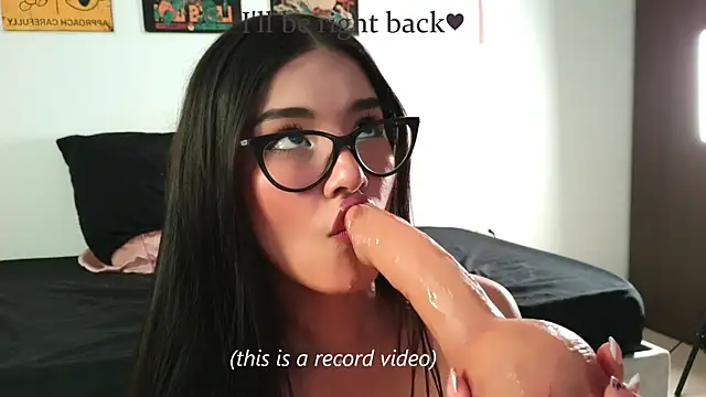 Aurorabeck_'s cam snapshot