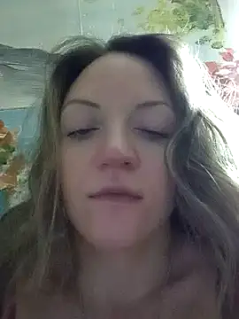 KattyLuuu's cam snapshot