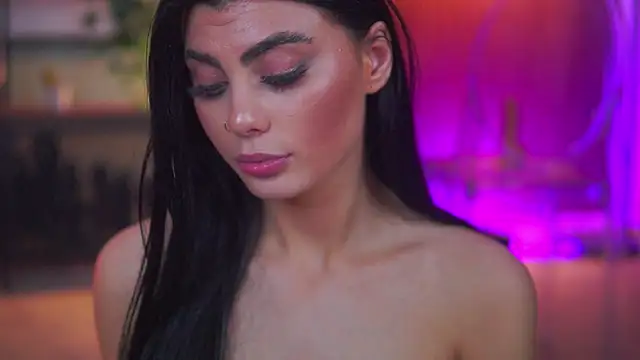 RavennaDArcy live sex cam