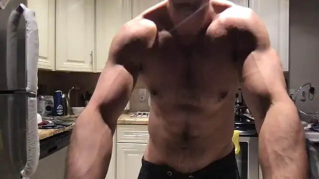 BigGuyMuscle live sex cam