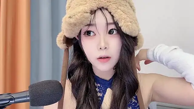 smalldaisy live sex cam