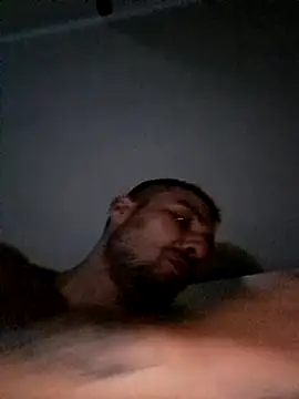 Zoltanioan26 live sex cam