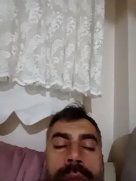 kevgir08 live sex cam