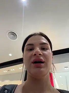 MiraReach live sex cam