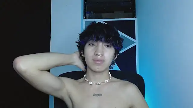 littlextreme live sex cam