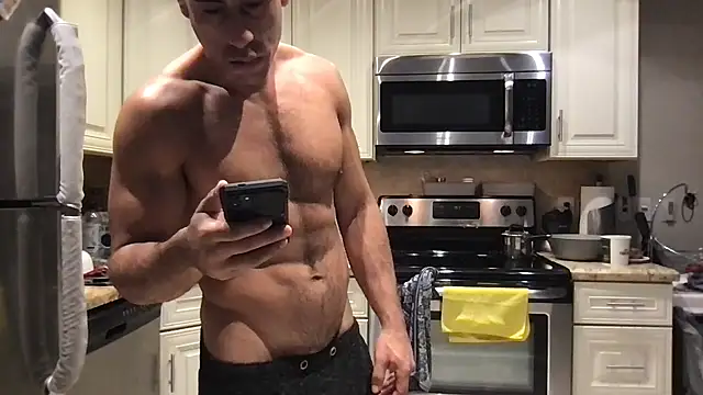 BigGuyMuscle live sex cam