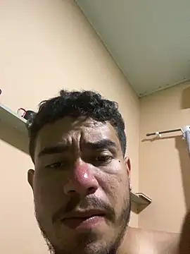 reipromiscuo01's cam snapshot