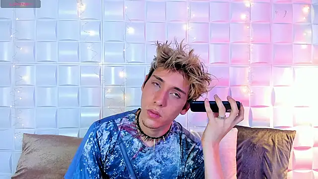 DannyParker_'s cam snapshot