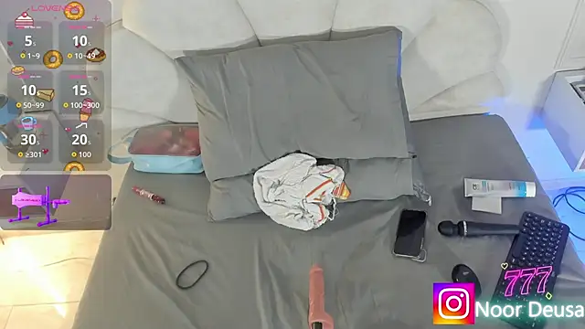 Candaceoweens's cam snapshot