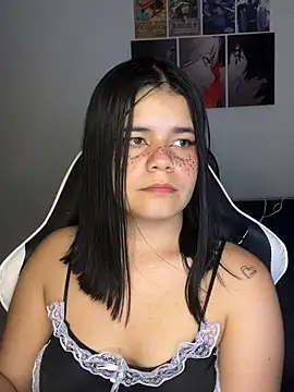 2Angela_'s cam snapshot