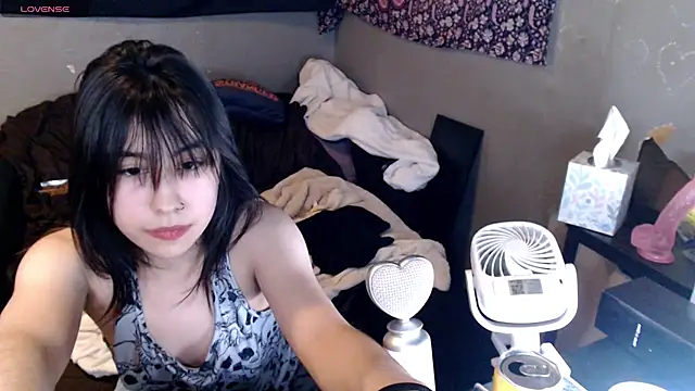 London_Ray's cam snapshot