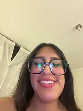 AleFantasy000001Peru's cam snapshot