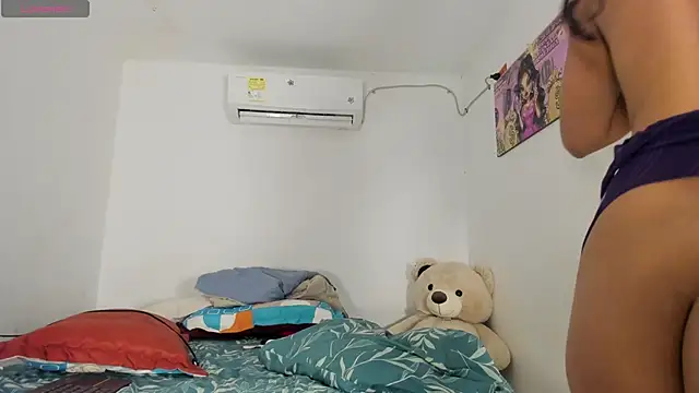 flor_herrera01's cam snapshot