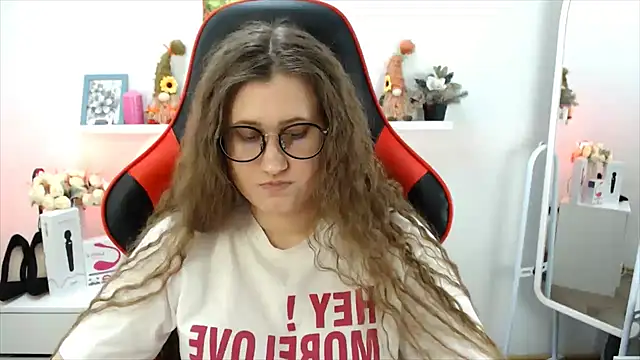 Lucky_Lana's cam snapshot