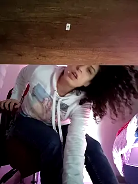 miss_carmila1's cam snapshot