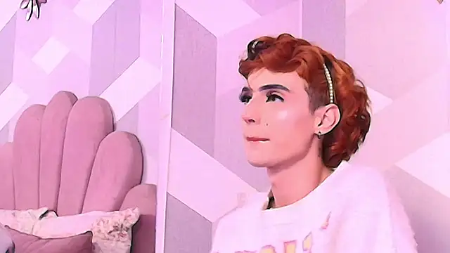 KylieMonnett live sex cam