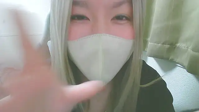 Remi_official live sex cam