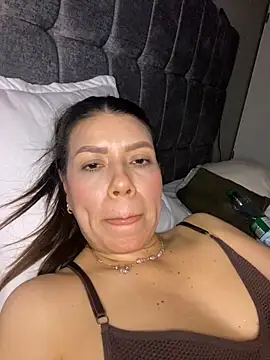 martina_contreras's cam snapshot