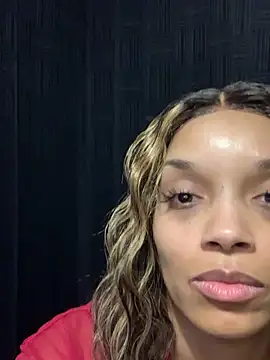 Rakiyahcharms's cam snapshot