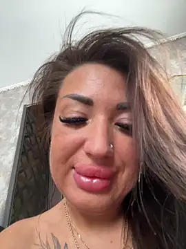 RuslanaXX's cam snapshot