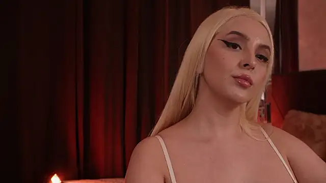 VictoriaMorrone live sex cam