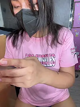 Velyn_18 live sex cam