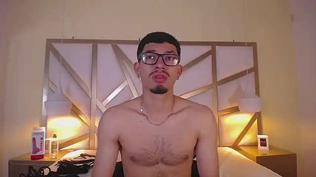 Jaxon_Carter's cam snapshot