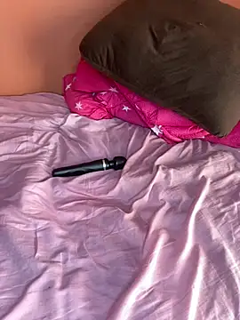 CocoTempt's cam snapshot