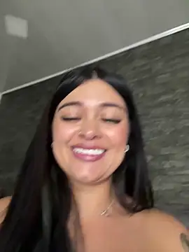 Saray_charmante's cam snapshot