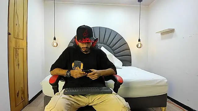 MatthewCullen's cam snapshot