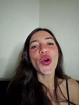 loveuu-bae's cam snapshot