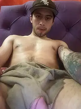 Mich_Stev9524's cam snapshot