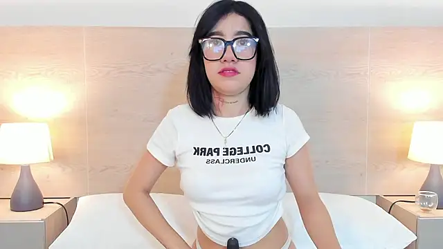 dolleyes10's cam snapshot