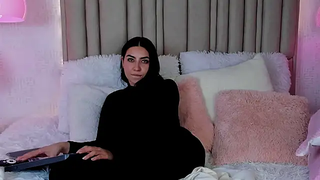 AudreyElla live sex cam