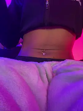 bonnie_18x's cam snapshot