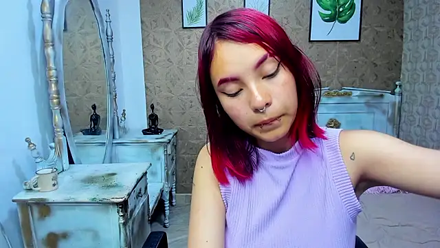 Megane_whitte's cam snapshot