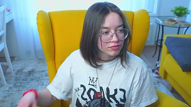 KarrenPear's cam snapshot