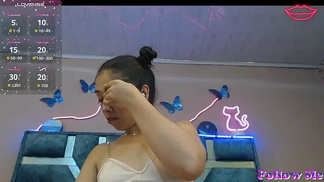 Roxan-Fox-'s cam snapshot