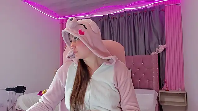 Dani_Gwyneth's cam snapshot