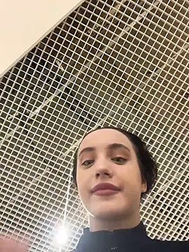 MiaTee's cam snapshot